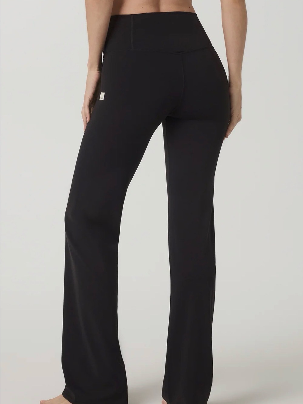 Vuori Black Straight-Leg High-Rise Yoga Pants - Picture 2 of 9